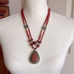 Vintage Ágatha red Beaded Necklace